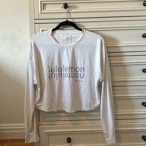 Lululemon abrasion training long sleeve with logo